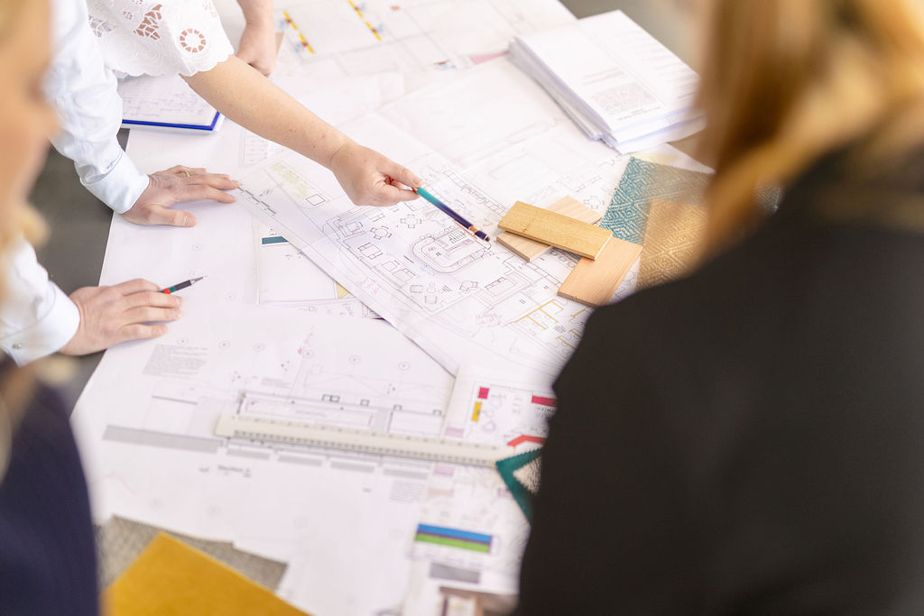 Full-service design
